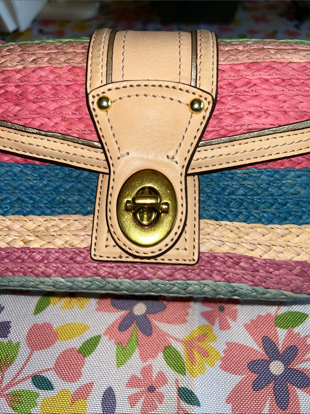 Coach Multicolor Woven Straw Clutch with Gold-Tone Turn Lock - Picture 13 of 16